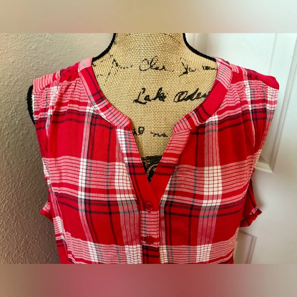 NEW Christopher & Banks Red Plaid Sleeveless Top, Size XL - Picture 2 of 9